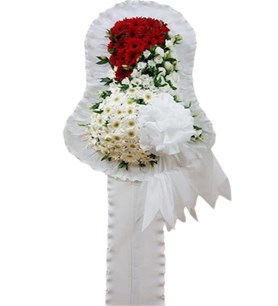 Tek Katlı Beyaz & Kırmızı Gerbera Çelenk